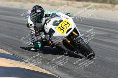 media/Oct-05-2025-CVMA (Sun) [[beeef4f201]]/Race 3-Amateur Supersport Middleweight/